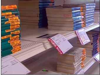 國外教材貴的離譜，在校生如何應對？圖書出租市場漸成趨勢